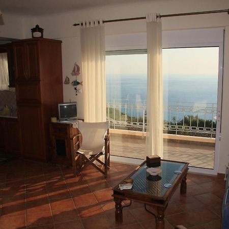Kalivakia View Apartment Tsoukaladhes Bilik gambar