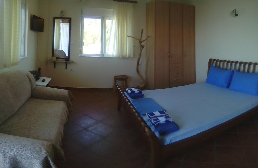 Kalivakia View Apartment Tsoukaladhes Luaran gambar