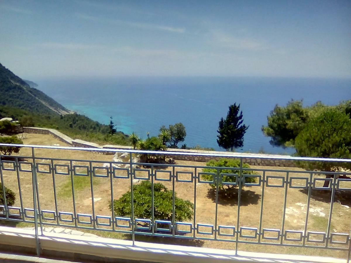 Kalivakia View Apartment Tsoukaladhes Luaran gambar